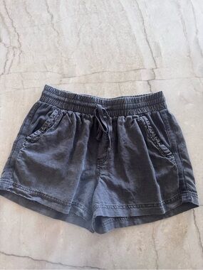 Splendid Collection Charcoal Black Pull-On Shorts | XS | Lightweight & Comfy